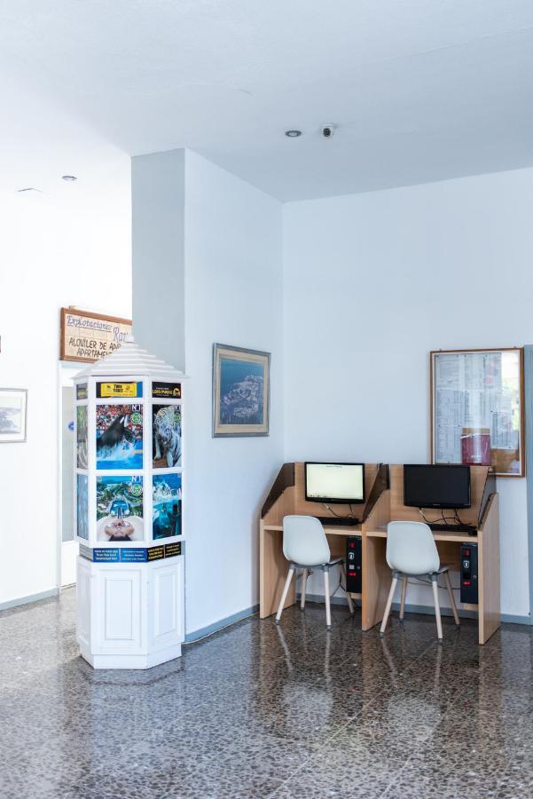 شقة Comodoro Cristianos Beach Vivienda Vacacional لوس كريستيانوس المظهر الخارجي الصورة